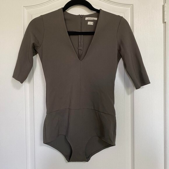 Babaton Grey V-Neck Bodysuit with Mid Length Sleeves and Back Zipper XS - Picture 1 of 10